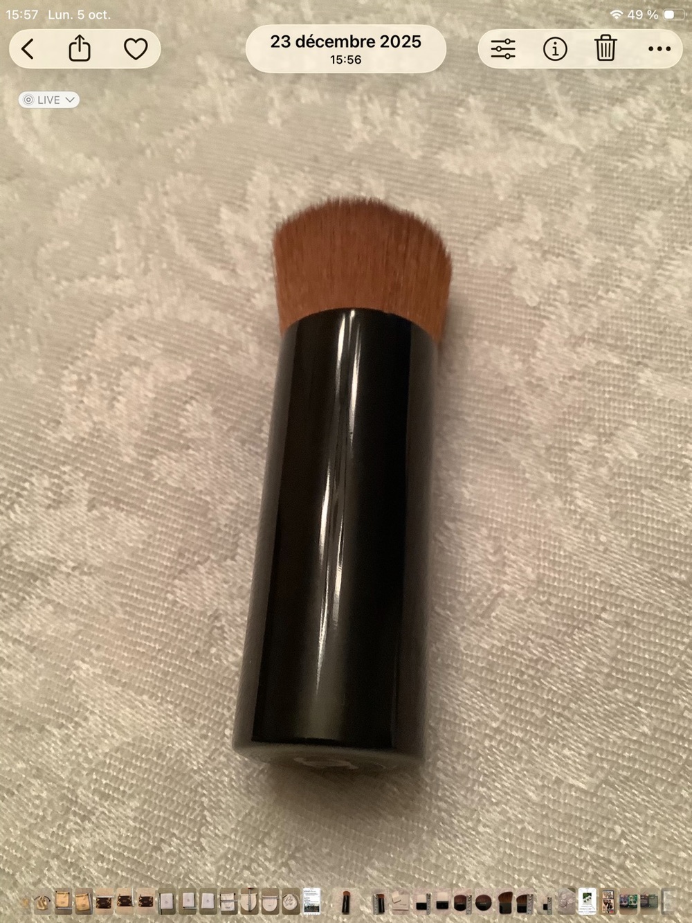 CHANEL Mini Blending Brush Brand New